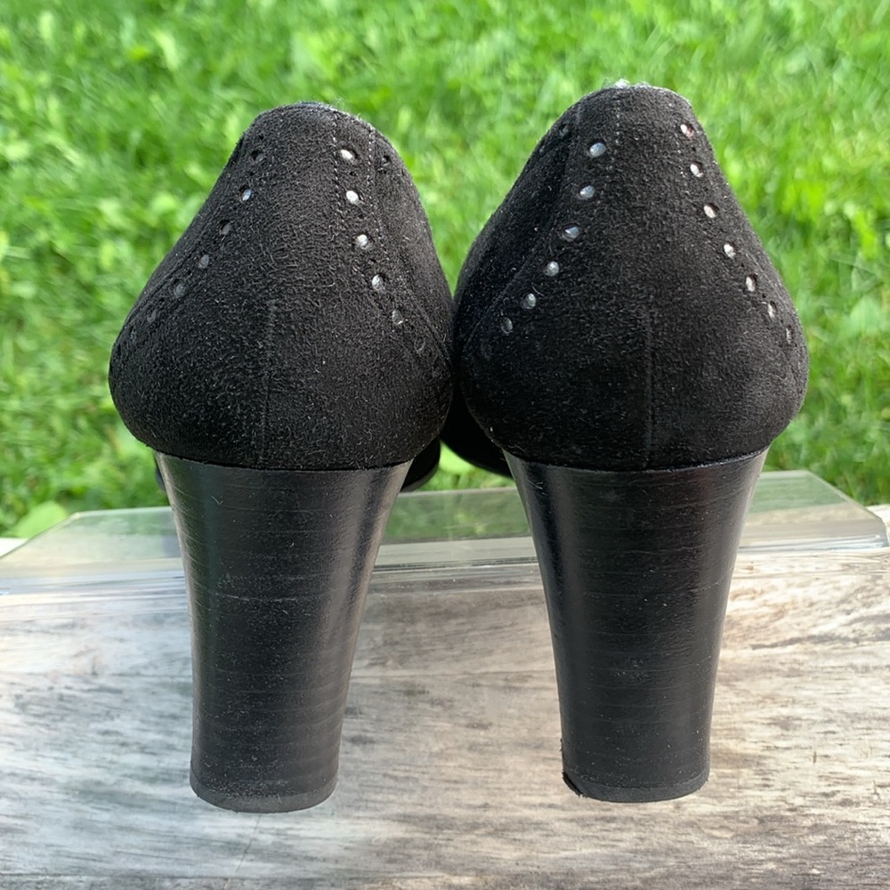 Stuart Weizmann Black Suede Loafer Heel - image 8